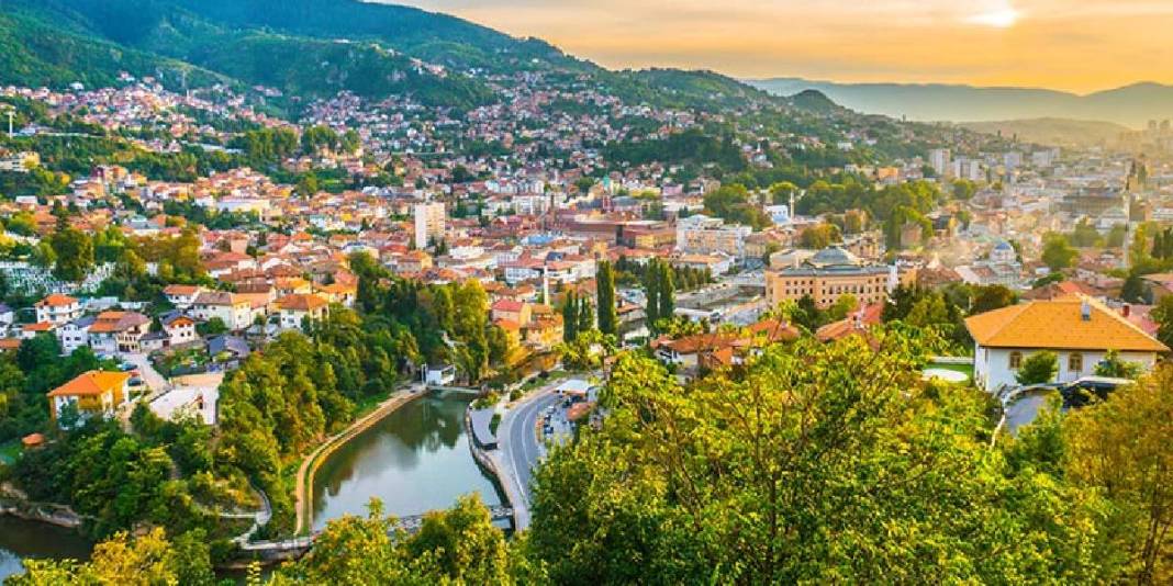 Vizesiz gidiliyor, cep yakmıyor! Türklerin gözde şehirleri: Liste yenilendi 6